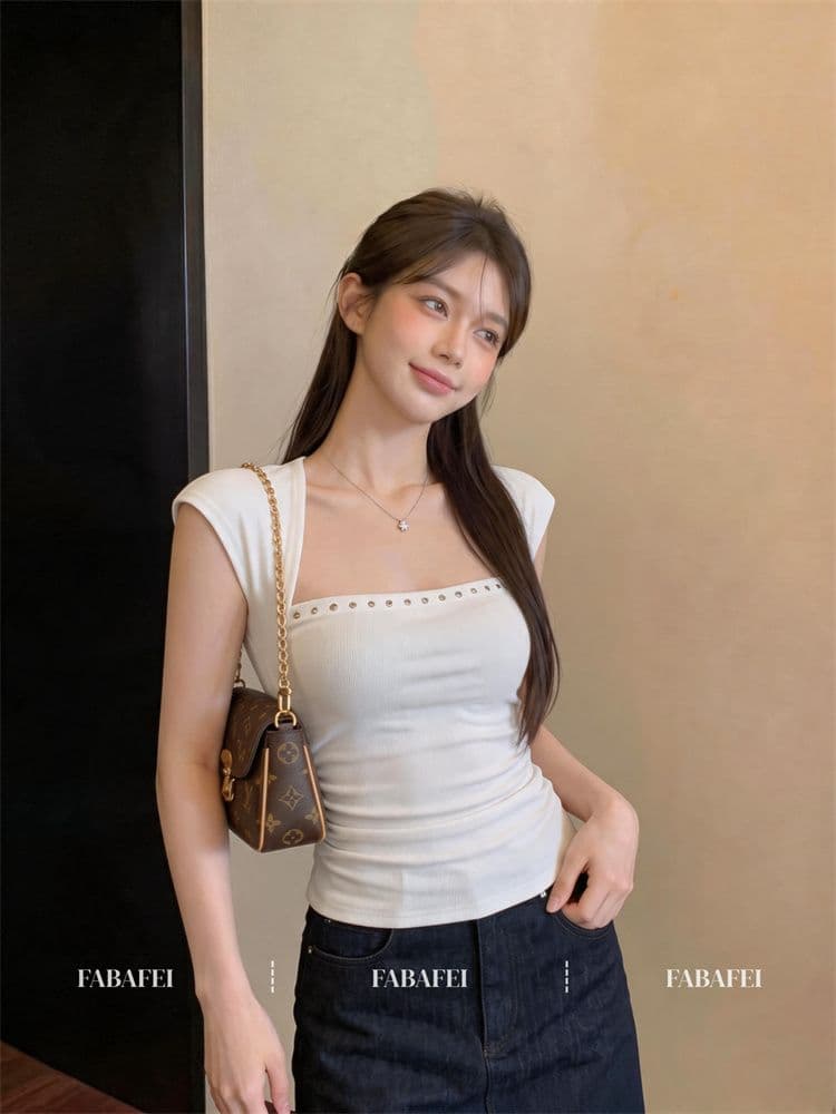 40 순면 핫걸 바람 광장 칼라 비즈 박기 측면 주름 캐미솔 여름 작은 대중 디자인 센스 다용도 맨위 여성 이미지 4