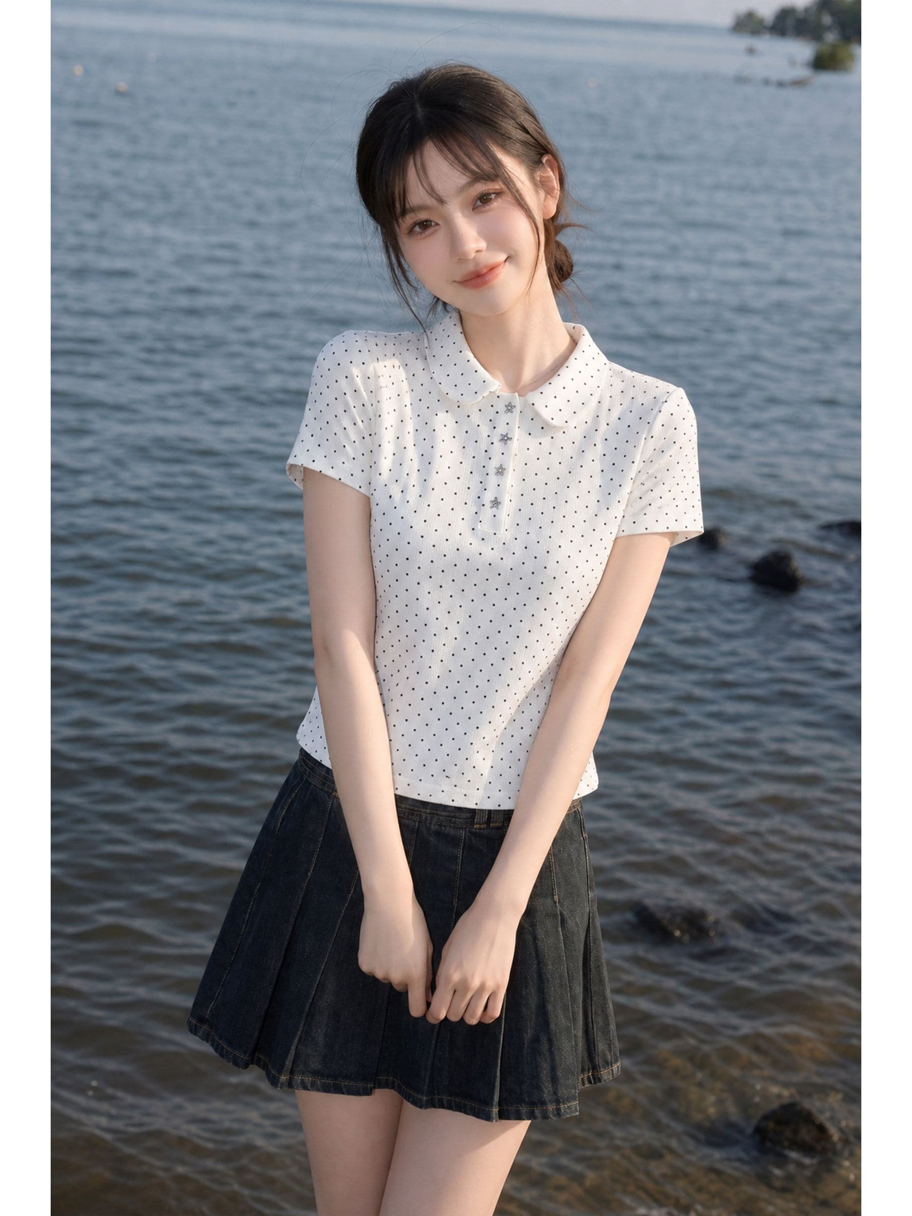부드러운 나무 과립 자카드 화이트 도트 무늬 폴로 칼라 반팔 티셔츠 여성 여름 단추 디자인 센스 몸매 가꾸기 작은 대중 맨위 상세 이미지 4