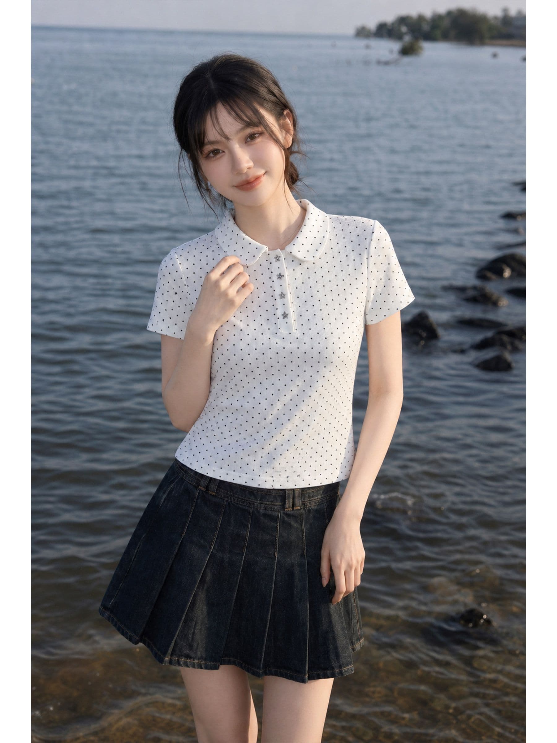 부드러운 나무 과립 자카드 화이트 도트 무늬 폴로 칼라 반팔 티셔츠 여성 여름 단추 디자인 센스 몸매 가꾸기 작은 대중 맨위 상세 이미지 5