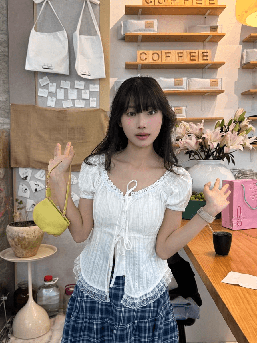 프랑스식 달콤함 레이스 측면 스트랩 화이트 반팔 여성 셔츠 여름 새로운 디자인 센스 몸매 가꾸기 슬림해 보이는 한 첨부 된 의류 상세 이미지 12
