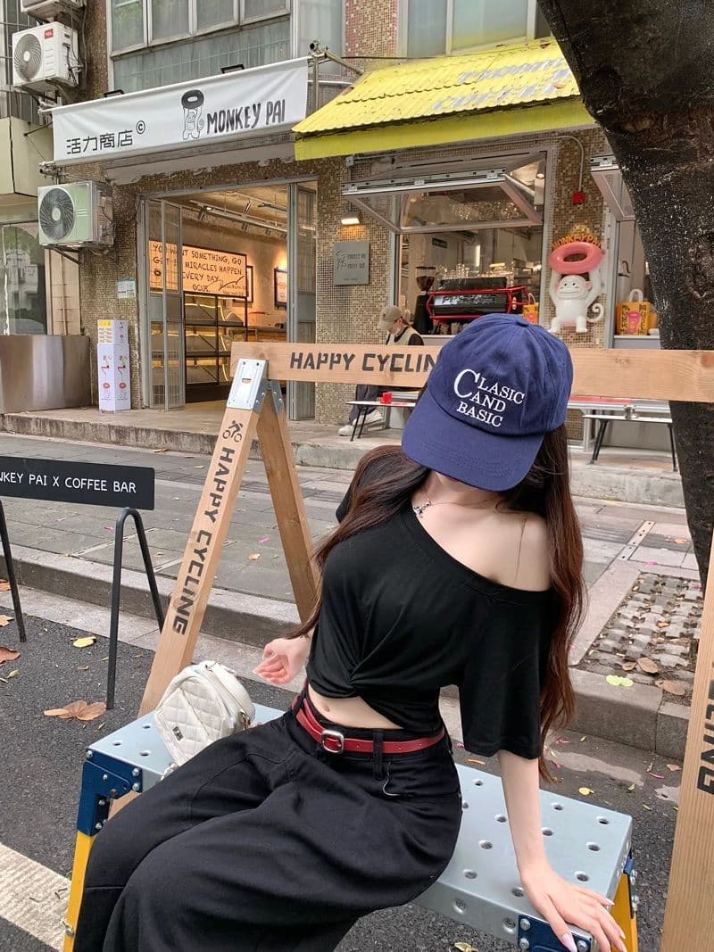 달콤한 매운맛 바람 비스듬한 칼라 오프숄더 핫걸 쇼트 스타일 이슬 뼈의 맨위 한 부서 ins 여름 신제품 다용도 회색 캐주얼 티셔츠 상세 이미지 21