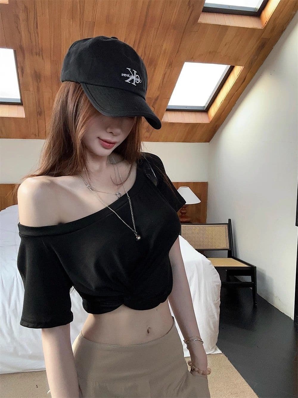 달콤한 매운맛 바람 비스듬한 칼라 오프숄더 핫걸 쇼트 스타일 이슬 뼈의 맨위 한 부서 ins 여름 신제품 다용도 회색 캐주얼 티셔츠 상세 이미지 24