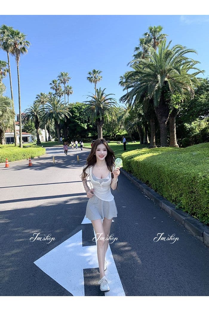 양모 대 u 칼라 비스듬한 진자 허리 수축 핫걸 단추 티셔츠 순수한 욕망 행침 목 니트 슬립 플리츠 스커트 여름 투피스 세트 상세 이미지 2