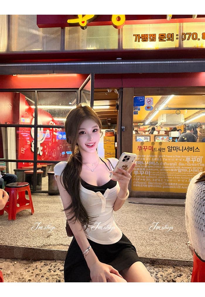 양모 대 u 칼라 비스듬한 진자 허리 수축 핫걸 단추 티셔츠 순수한 욕망 행침 목 니트 슬립 플리츠 스커트 여름 투피스 세트 상세 이미지 3
