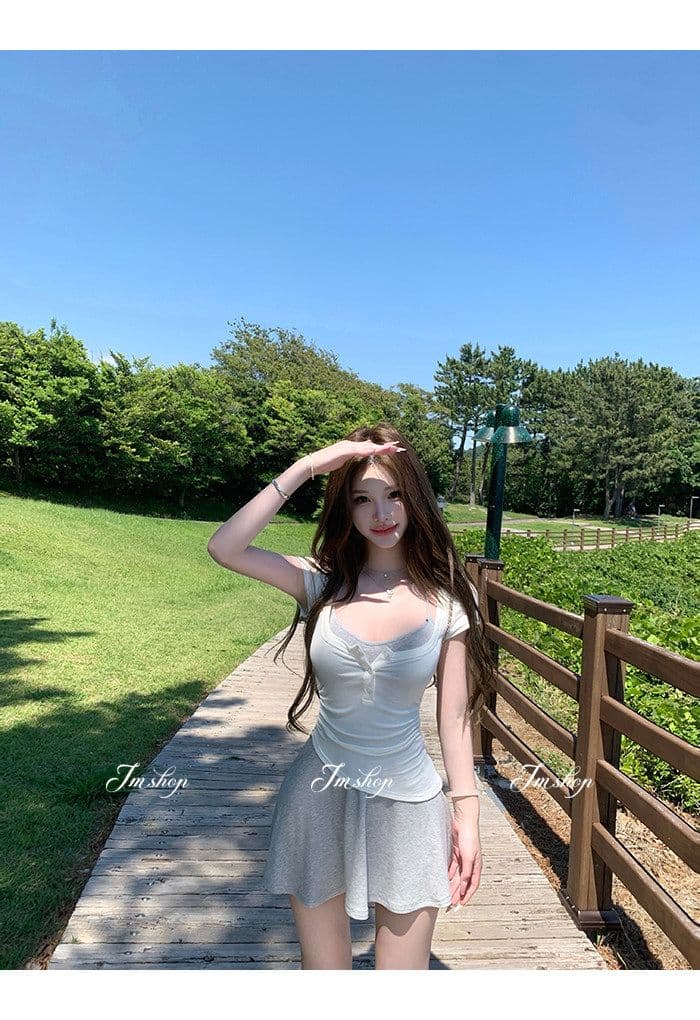 양모 대 u 칼라 비스듬한 진자 허리 수축 핫걸 단추 티셔츠 순수한 욕망 행침 목 니트 슬립 플리츠 스커트 여름 투피스 세트 상세 이미지 10