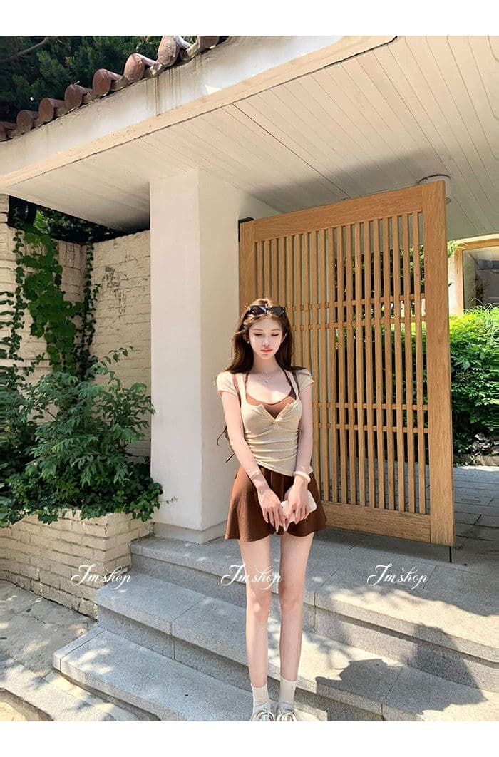 양모 대 u 칼라 비스듬한 진자 허리 수축 핫걸 단추 티셔츠 순수한 욕망 행침 목 니트 슬립 플리츠 스커트 여름 투피스 세트 상세 이미지 14