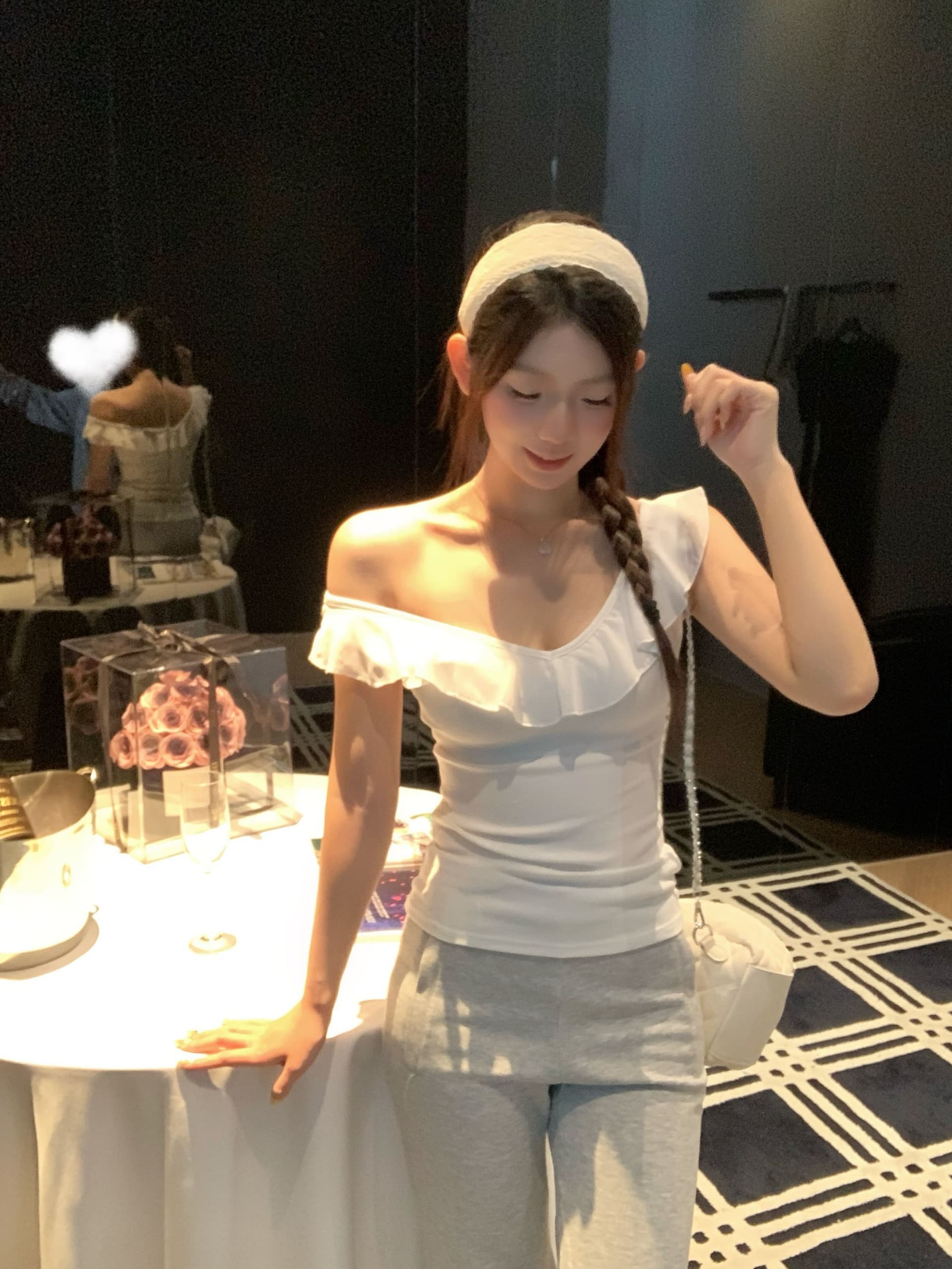 사람들 면 260 그램 양면 V넥 순수한 욕망 인기 티셔츠 오프숄더 디자인 슬림해 보이는 맨위 상세 이미지 2