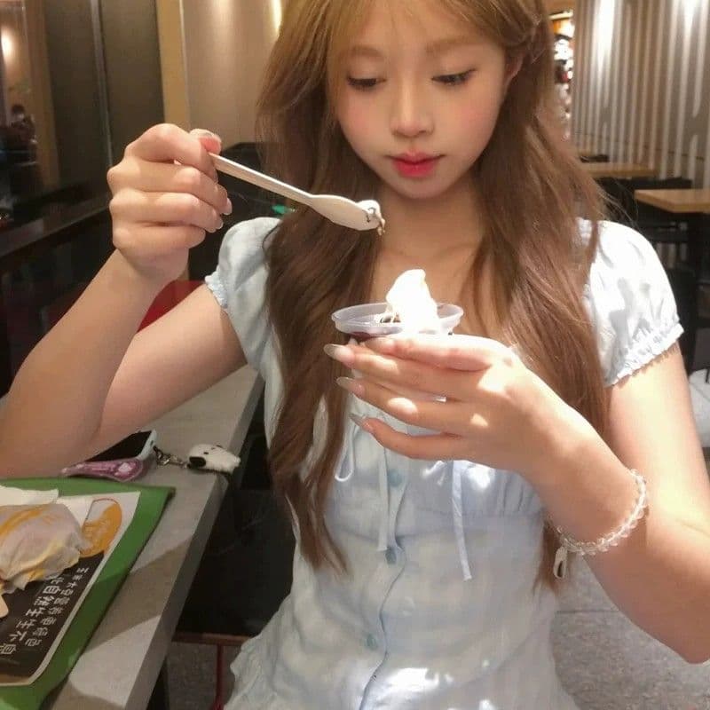 프랑스식 학원 스타일 파란색 반팔 여성 셔츠 여름 섹션 디자인 센스 허리 수축 몸매 가꾸기 슬림해 보이는 프릴 달콤함 맨위 상세 이미지 3