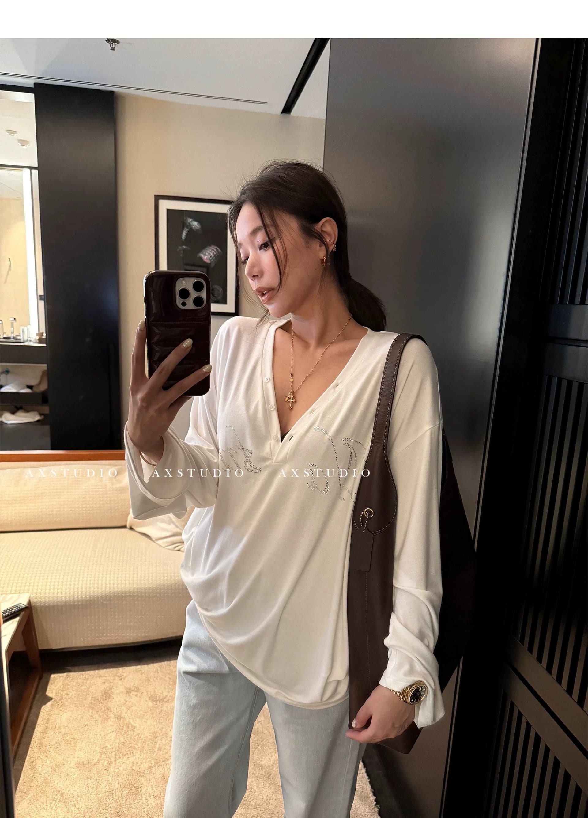 지금 원본 것 알파벳 핫픽스 V넥 루즈핏 긴팔 자외선 차단 티셔츠 여성 셔츠 상세 이미지 11