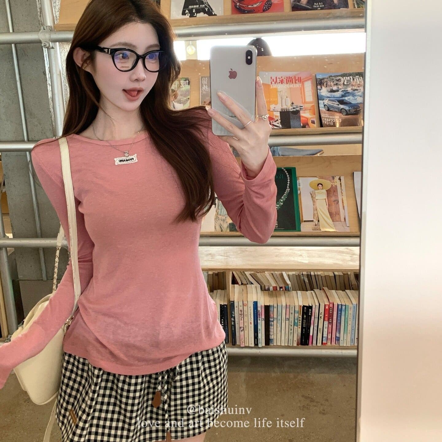 주간 실크 한 부서 부드러운 바람 반투명 긴팔 티셔츠 여성 여름 섹션 라운드 넥 슬림해 보이는 미니멀리즘 다용도 자외선 차단 맨위 이미지 5