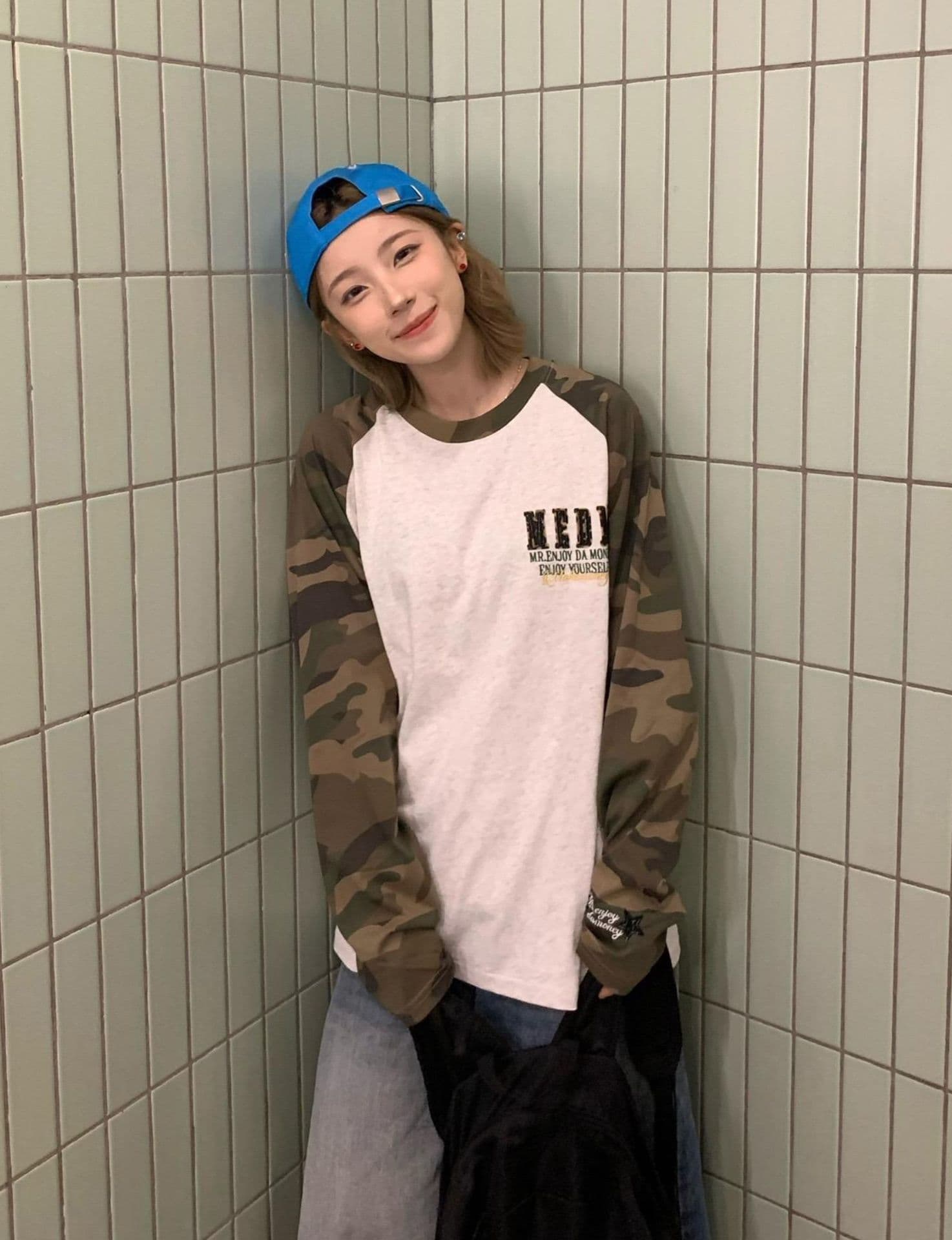 자수 패치 네리 가게 천 19 지점 220 그램 순면 긴팔 티셔츠 여성 상세 이미지 9