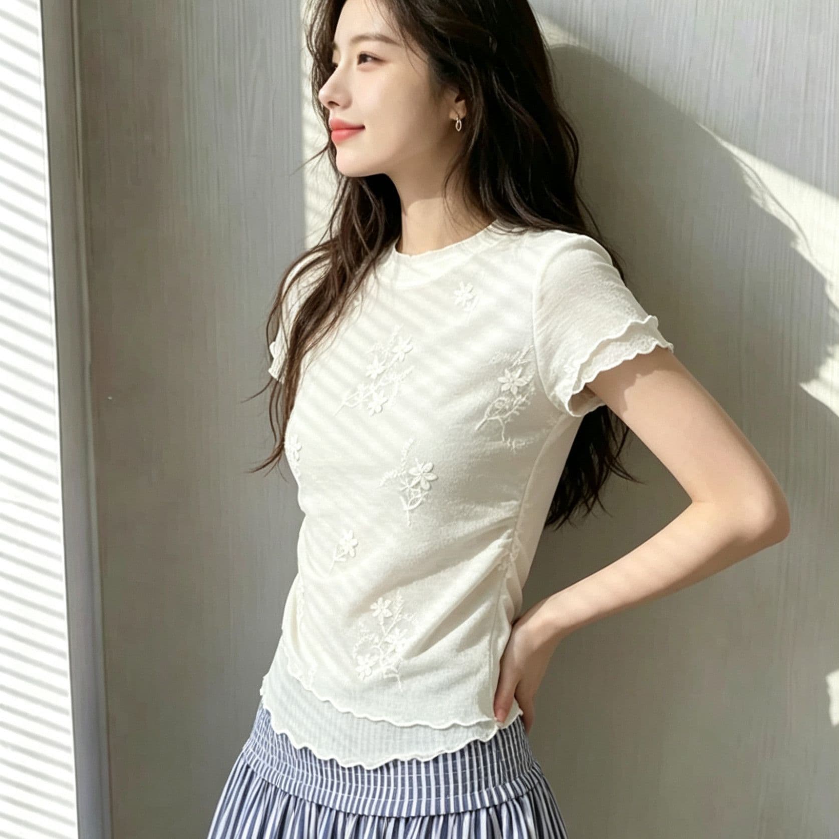 한 부서 부드러운 살구 색상 3 차원 꽃 긍정적 인 어깨 반팔 티셔츠 여성 Tulle 목이버섯 레이스 쇼트 스타일 맨위 이미지 4