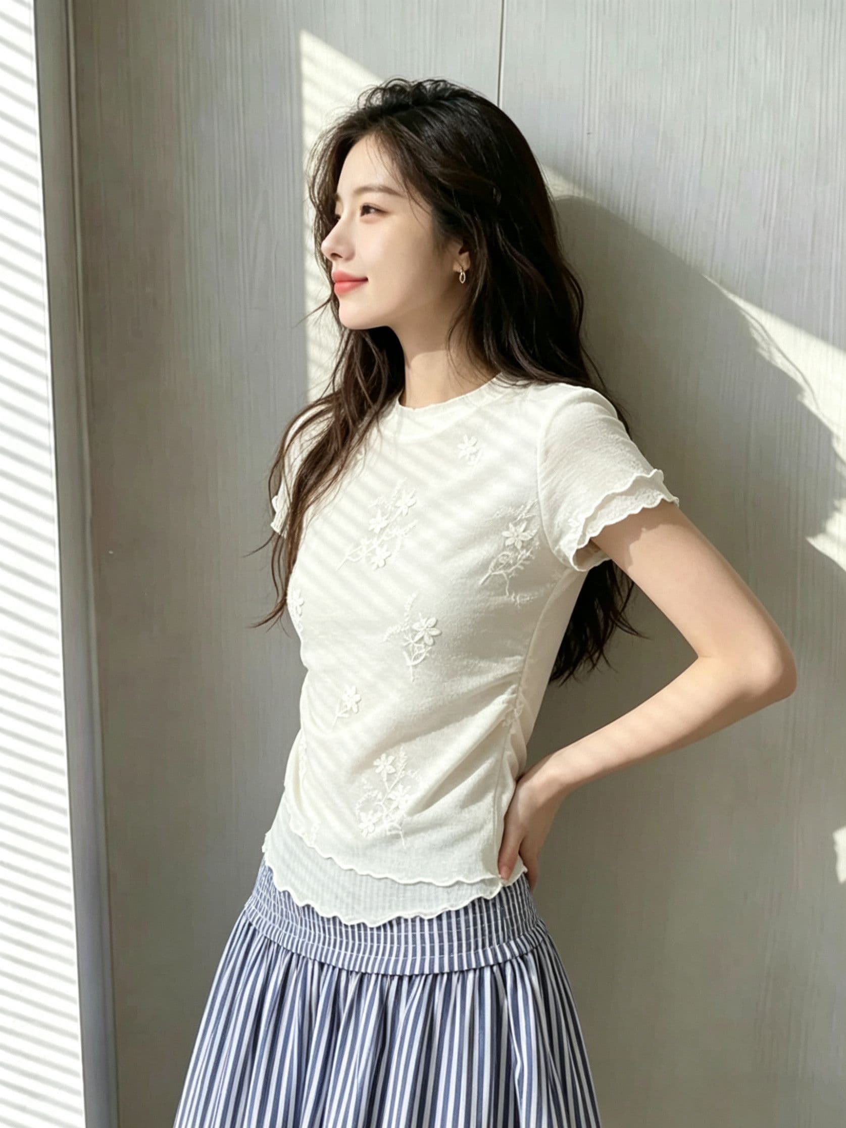 한 부서 부드러운 살구 색상 3 차원 꽃 긍정적 인 어깨 반팔 티셔츠 여성 Tulle 목이버섯 레이스 쇼트 스타일 맨위 상세 이미지 5