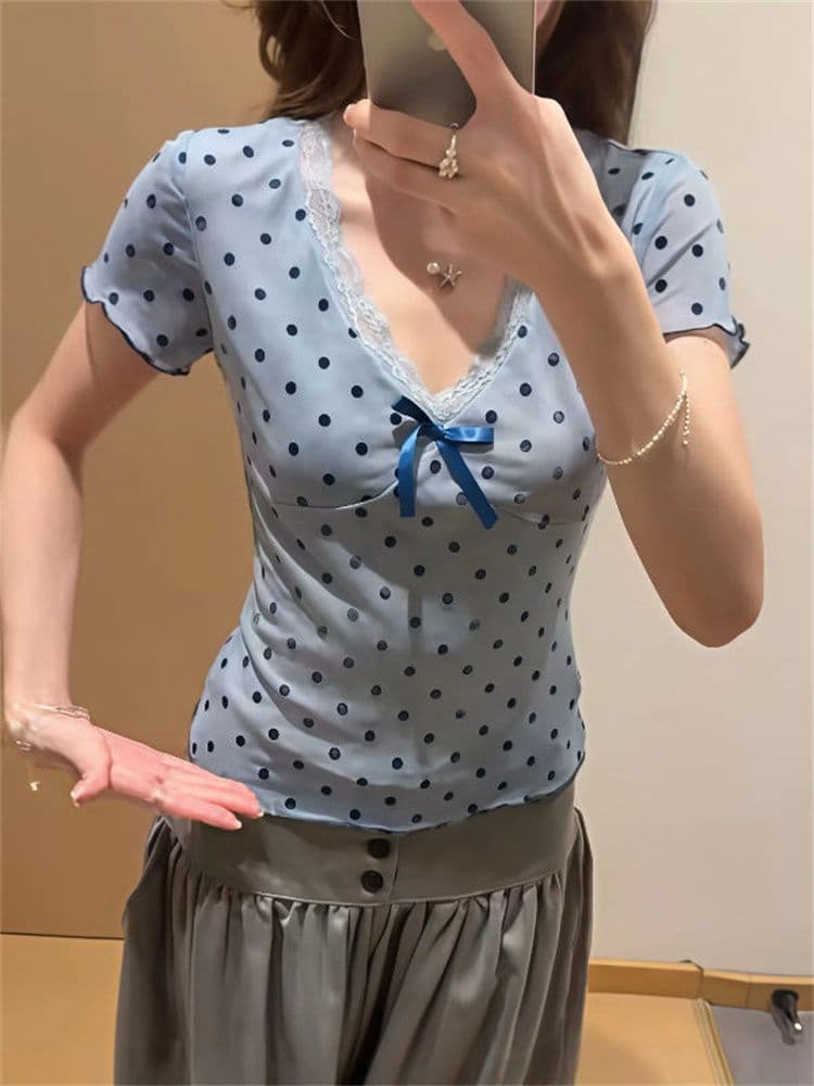 이중층 메시 원단 식물 플러시 한 부서 도트 무늬 레이스 V넥 짧은 티셔츠 여성 여름 몸매 가꾸기 슬림해 보이는 나비 매듭 맨위 상세 이미지 8
