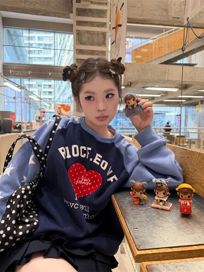 광저우 순수한 Mianhua 면 복합 얇은 스타일 한국 스타일 새로운 프린트 가을 의상 긴팔 티셔츠 여성 루즈핏 맨위 여성 이미지 3