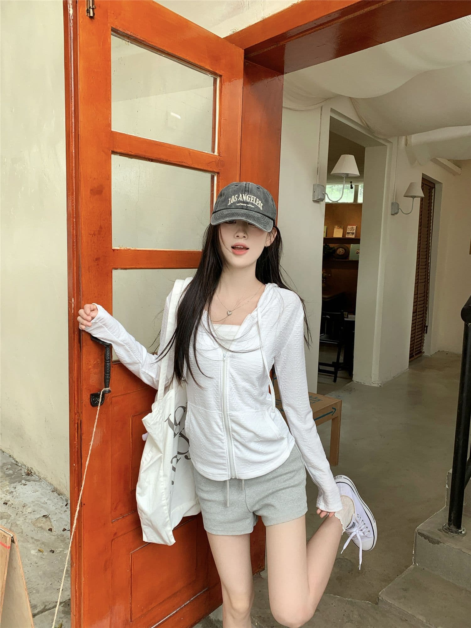 160 그램 눈꽃 면 한 부서 운동 바람 후드 긴팔 여성 코트 가을 몸매 가꾸기 슬림해 보이는 달콤한 매운맛 바람 지퍼 오픈 가디건 상세 이미지 8
