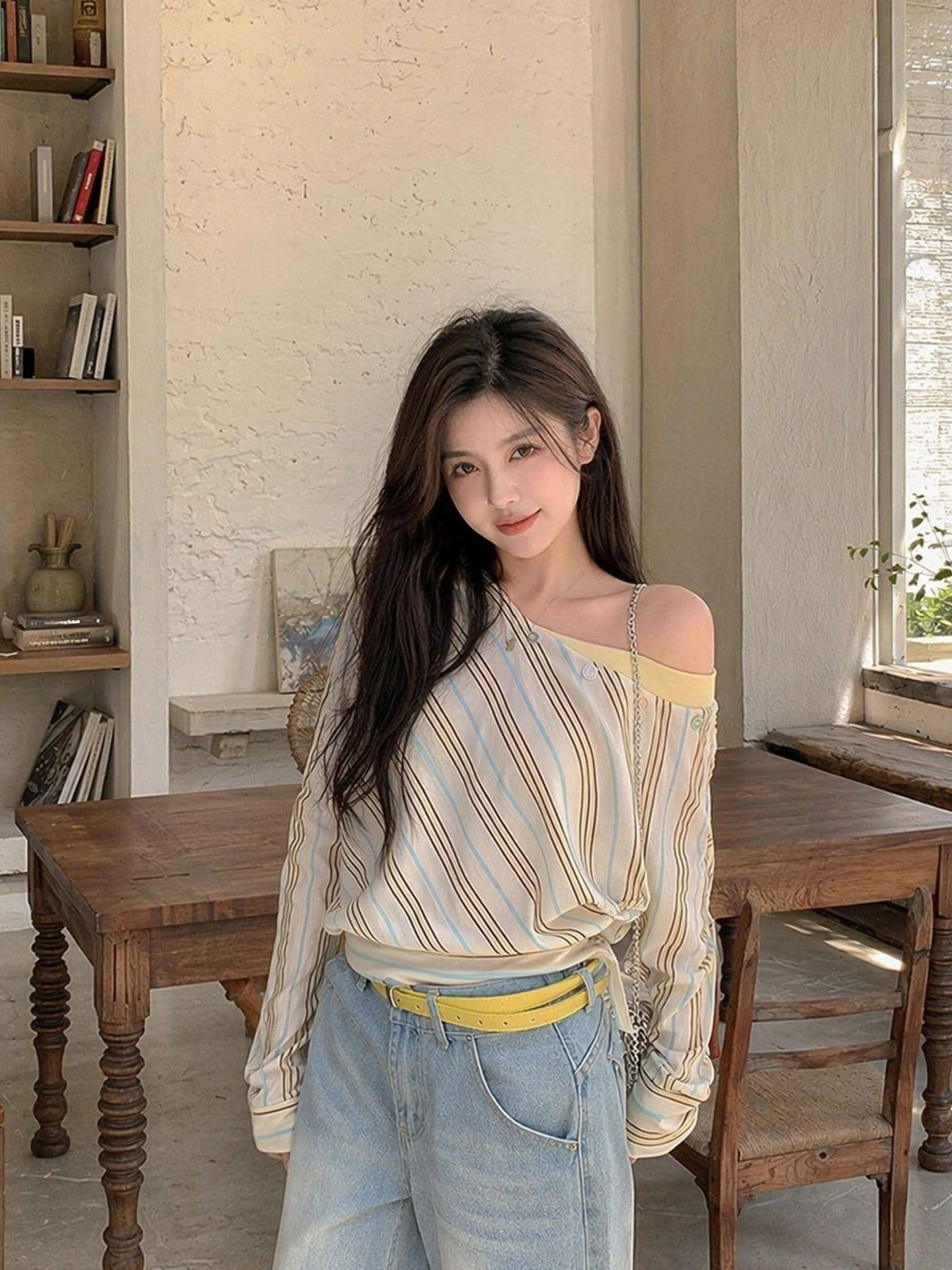 불규칙 비스듬한 어깨 스트라이프 긴팔 여성 배색 패치워크 오프숄더 루즈핏 펌프 로프 허리 수축 분위기 센스 맨위 상세 이미지 5