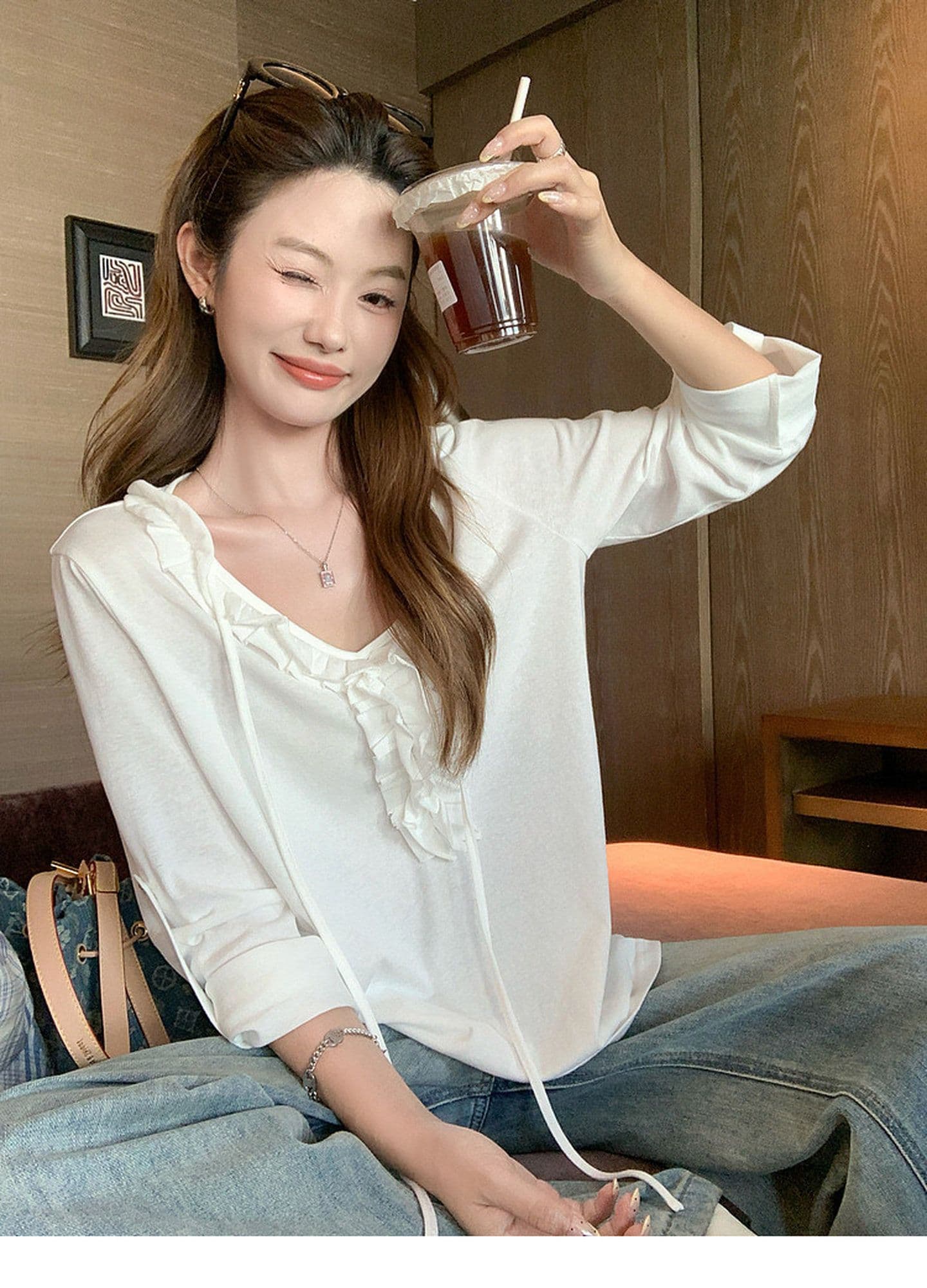 눈꽃 면 한 부서 화이트 프릴 V넥 7부 소매 티셔츠 여성 여름 루즈핏 슬림해 보이는 긍정적 인 어깨 의류 상세 이미지 3