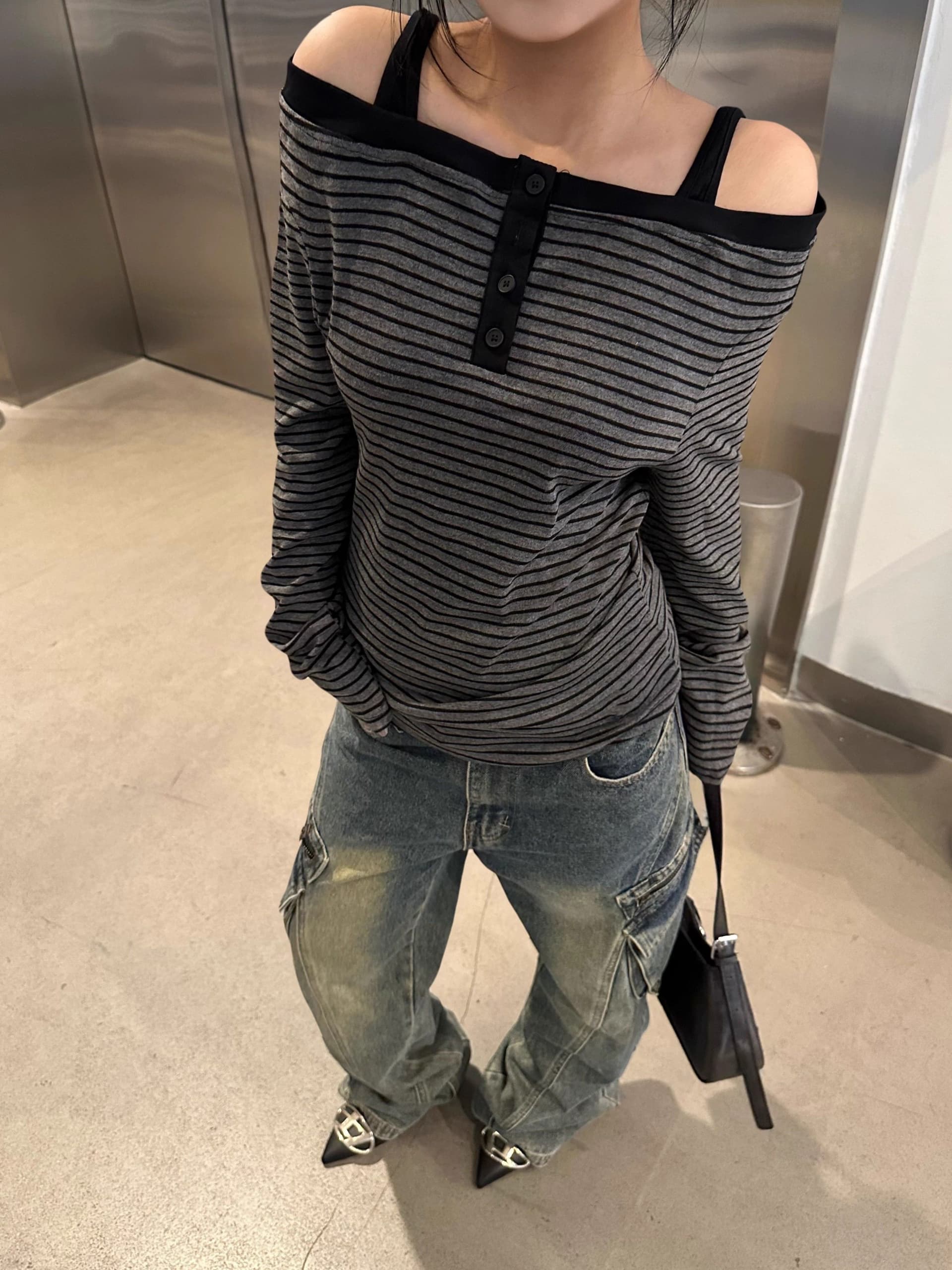 아메리칸 달콤함 스트라이프 오프숄더 슬립 긴팔 티셔츠 여성 가을 루즈핏 느긋한 바람 느슨함 센스 아름다운 맨위 상세 이미지 3