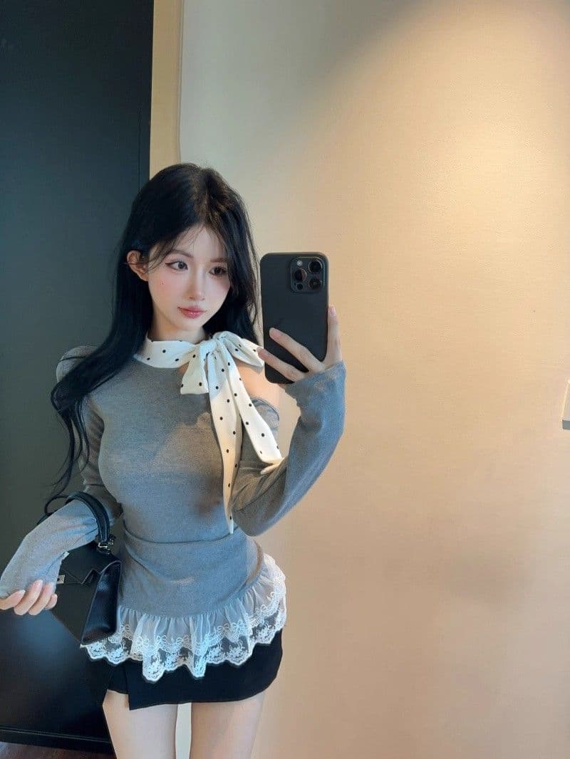 원본 사람들 면 도트 무늬 레이스업 긴팔 티셔츠 여성 새로운 몸매 가꾸기 레이스 레이스 기본 셔츠 인사이드 잡아라. 의류 상세 이미지 3