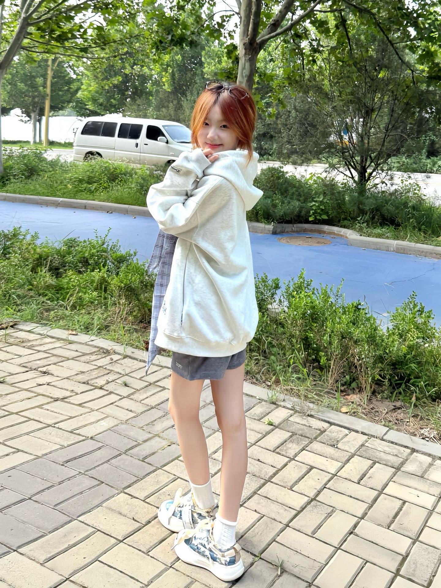 좋은 품질 원본 솜씨 광저우 체크 직물 주문 표준 순수한 Mianhua 면 후드 티 스웨터 여성 이미지 3