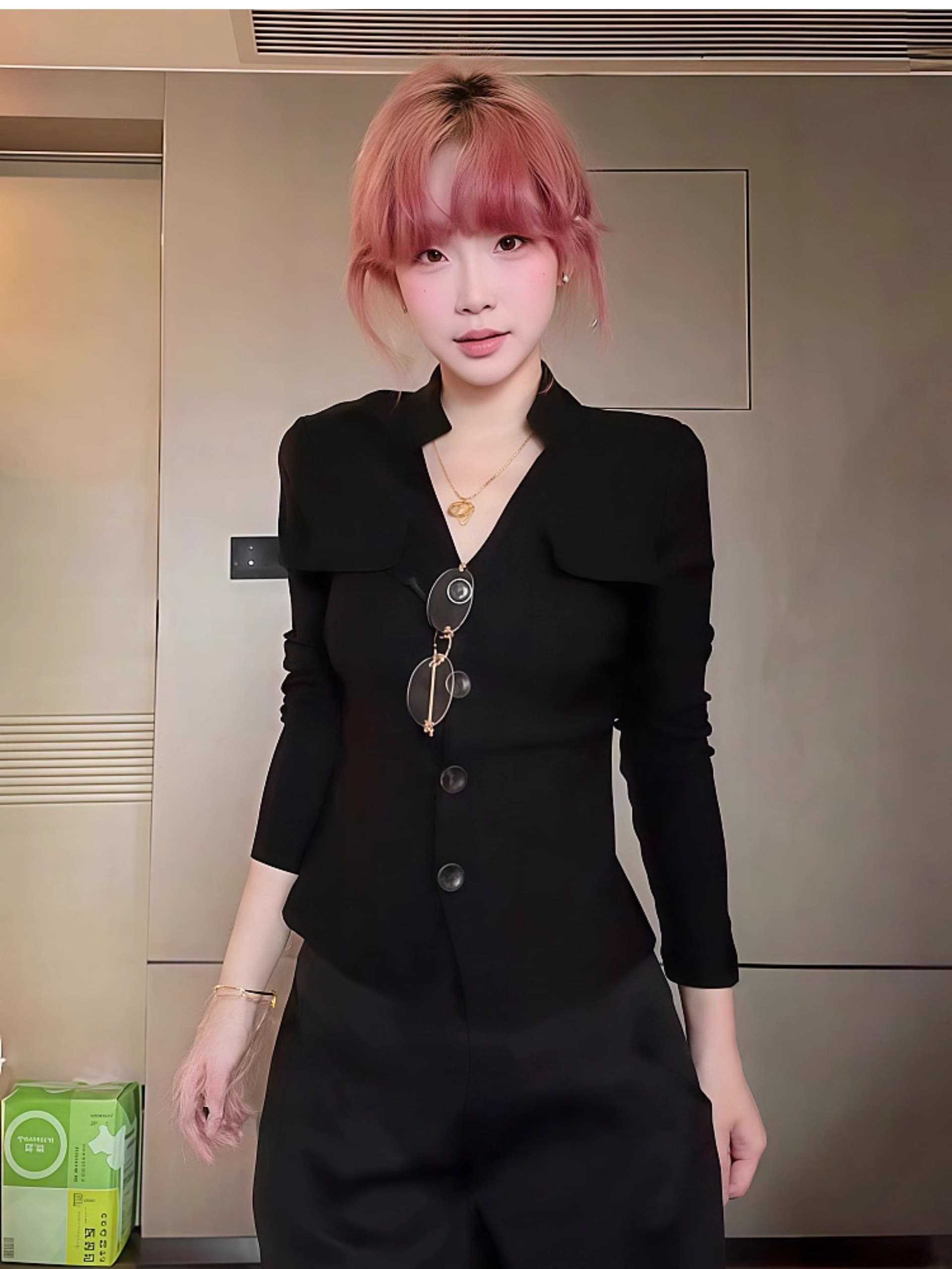 원본 원단 디자인 센스 몸매 가꾸기 슬림해 보이는 긴팔 맨위 봄 가을 새로운 고급 센스 카디건 코트 상세 이미지 6