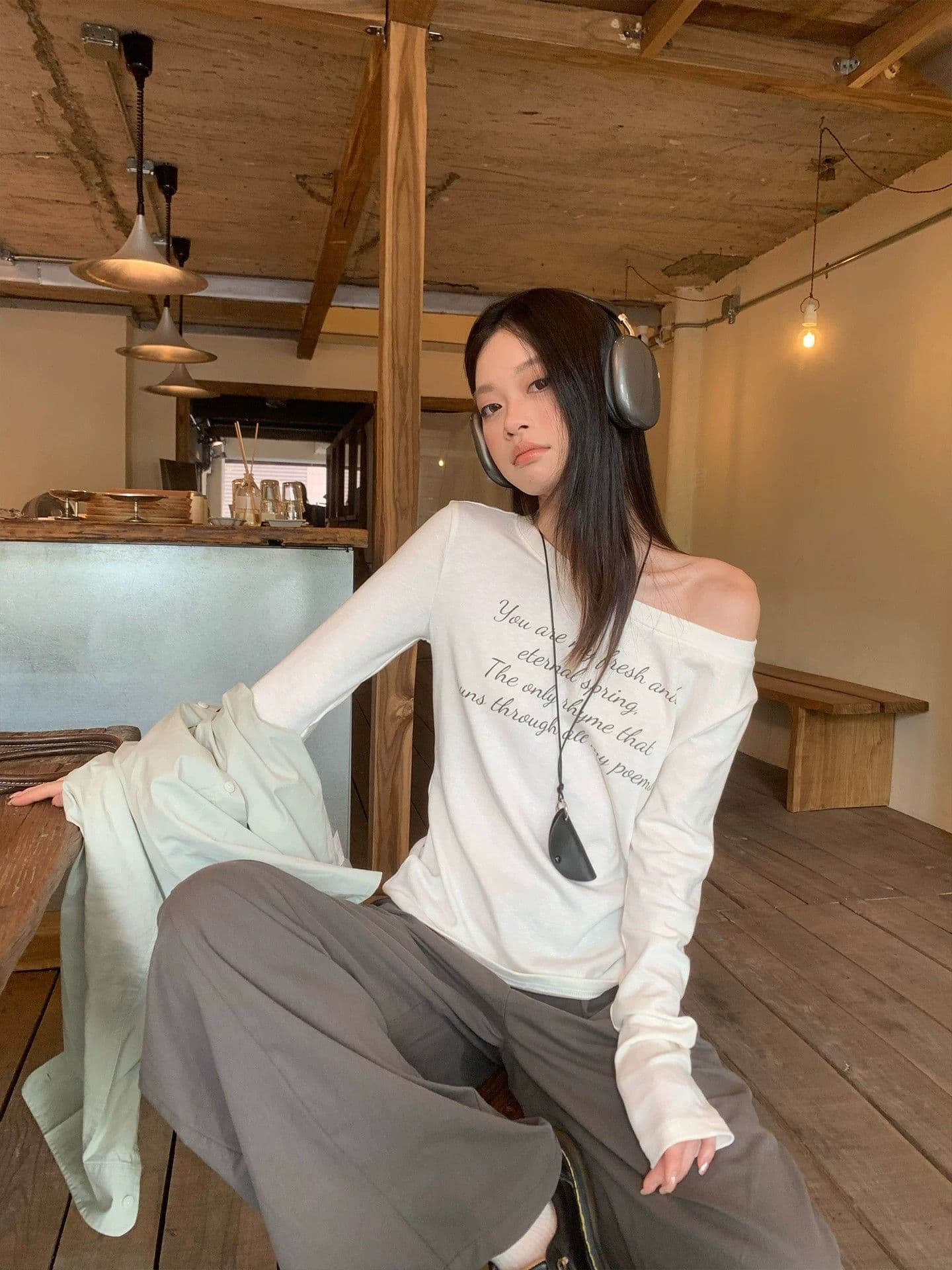 220 그램 92 면 8 암모니아 Lun 비스듬한 칼라 오프숄더 티셔츠 여성 긴 소매 기본 셔츠 여성 상세 이미지 3