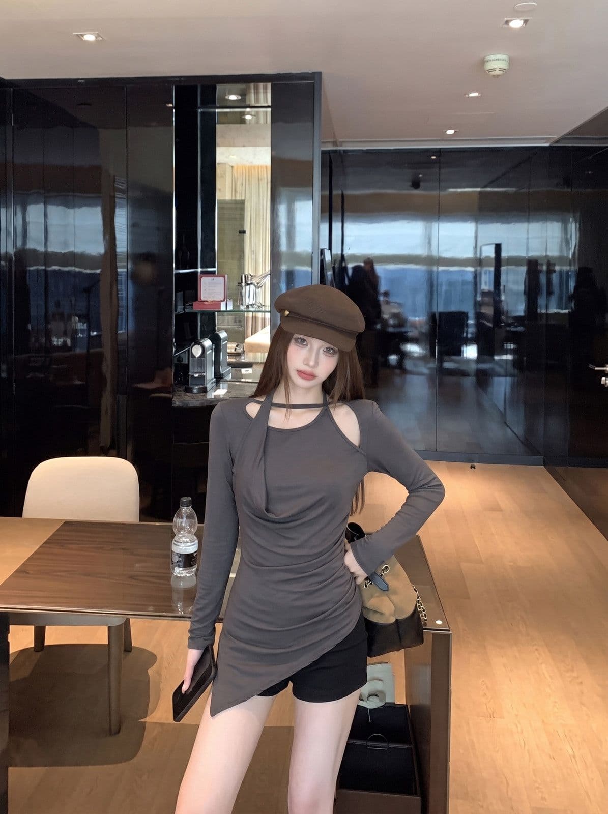 원본 품질 디자인 센스 행침 목 불규칙 긴팔 행침 목 티셔츠 여름 맨위 여성 트렌디 상세 이미지 19