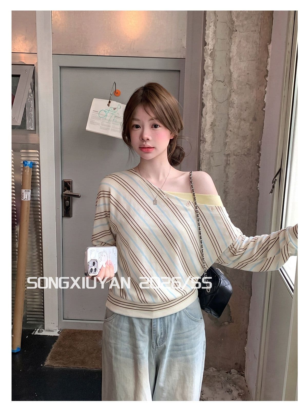 송 보여주기 妍 seniors 여름 소녀 스트라이프 비스듬한 어깨 긴팔 티셔츠 허리 수축 페이크 레이어드 오프숄더 쇼트 스타일 맨위 상세 이미지 3