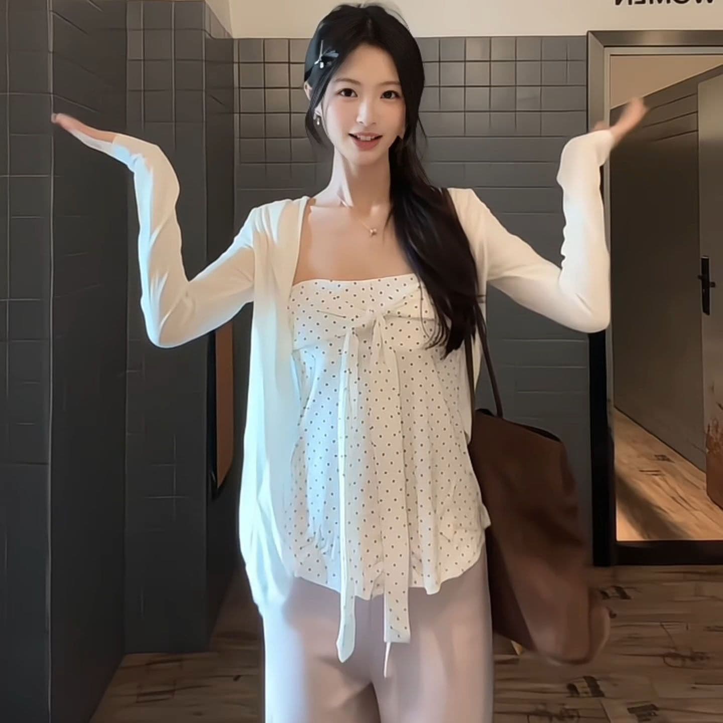 사람들 면 한 스트라이프 나비 매듭 튜브탑 오픈 가디건 작은 세트 여성 가을 잘 생긴 자외선 차단 통기성 재킷 착용 가져 가라. 세트 상세 이미지 4