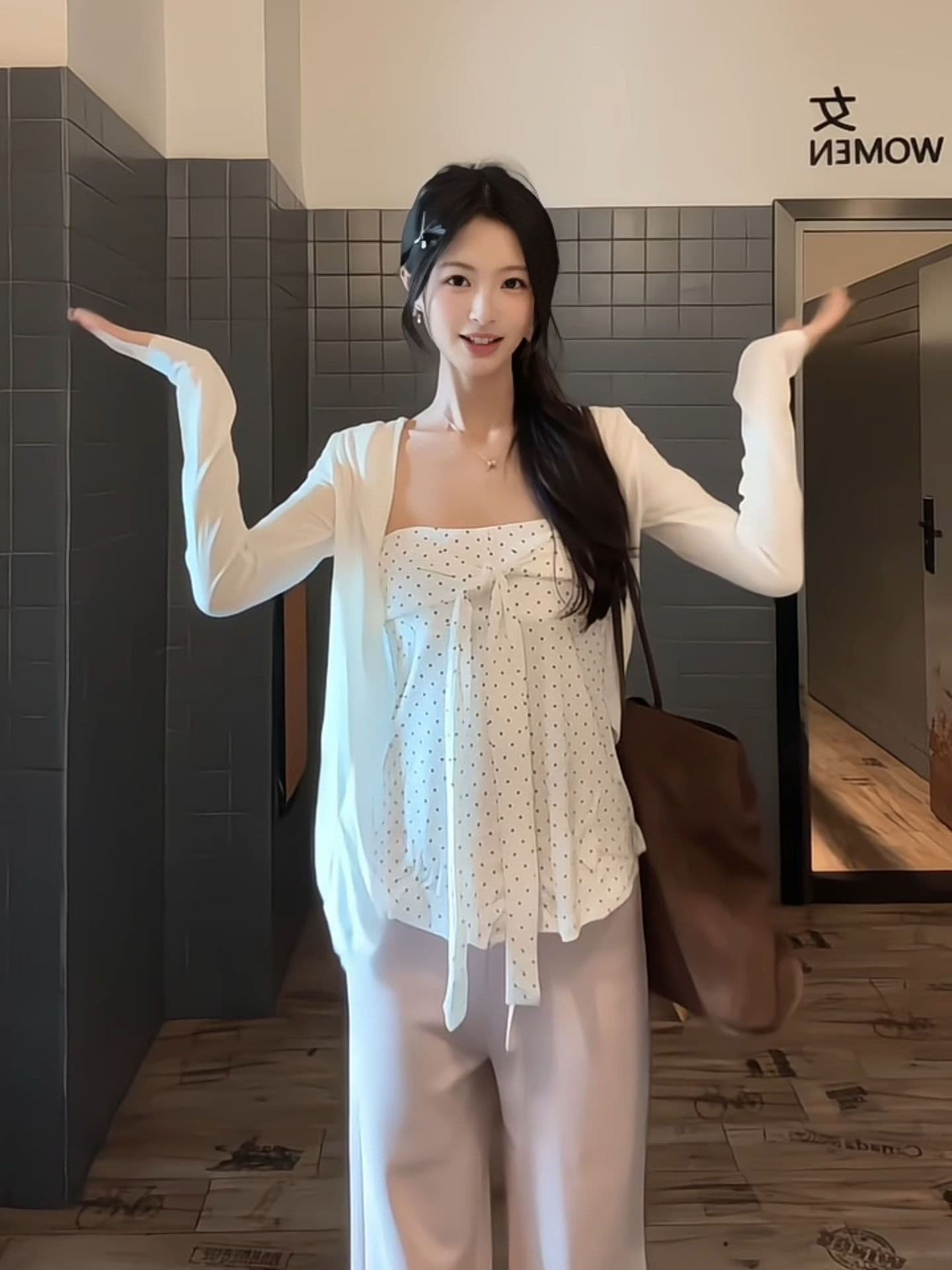 사람들 면 한 스트라이프 나비 매듭 튜브탑 오픈 가디건 작은 세트 여성 가을 잘 생긴 자외선 차단 통기성 재킷 착용 가져 가라. 세트 상세 이미지 6
