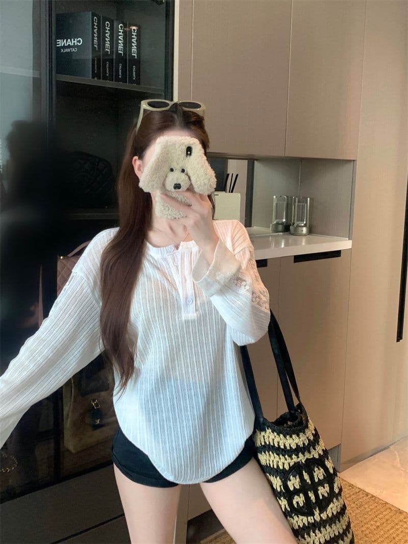 원본 원단 여름과 가을 얇은 스타일 반 개방 칼라 긴팔 자외선 차단 티셔츠 여성 디자인 센스 루즈핏 캐주얼 다용도 맨위