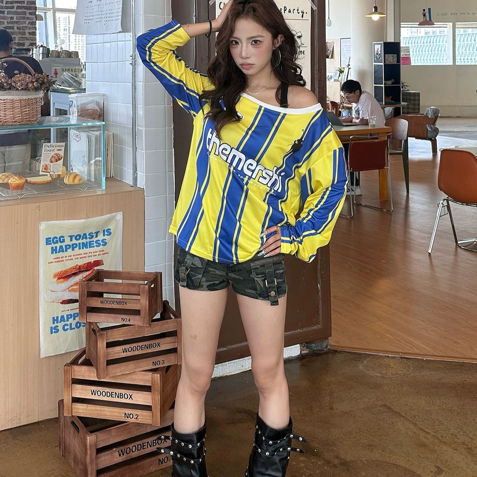 아메리칸 거리 배색 스트라이프 알파벳 프린트 비스듬한 어깨 긴팔 티셔츠 핫걸 거리 루즈핏 캐주얼 디자인 센스 맨위 이미지 5