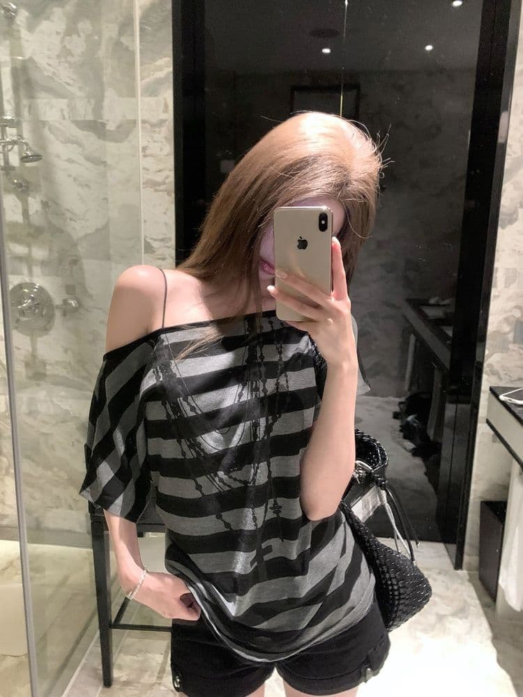 32 순면 마이크로 이슬 디스플레이 얇은 비스듬한 칼라 스트라이프 오프숄더 반팔 티셔츠 여성 여름 루즈핏 슬림해 보이는 비스듬한 어깨 의류 상세 이미지 12