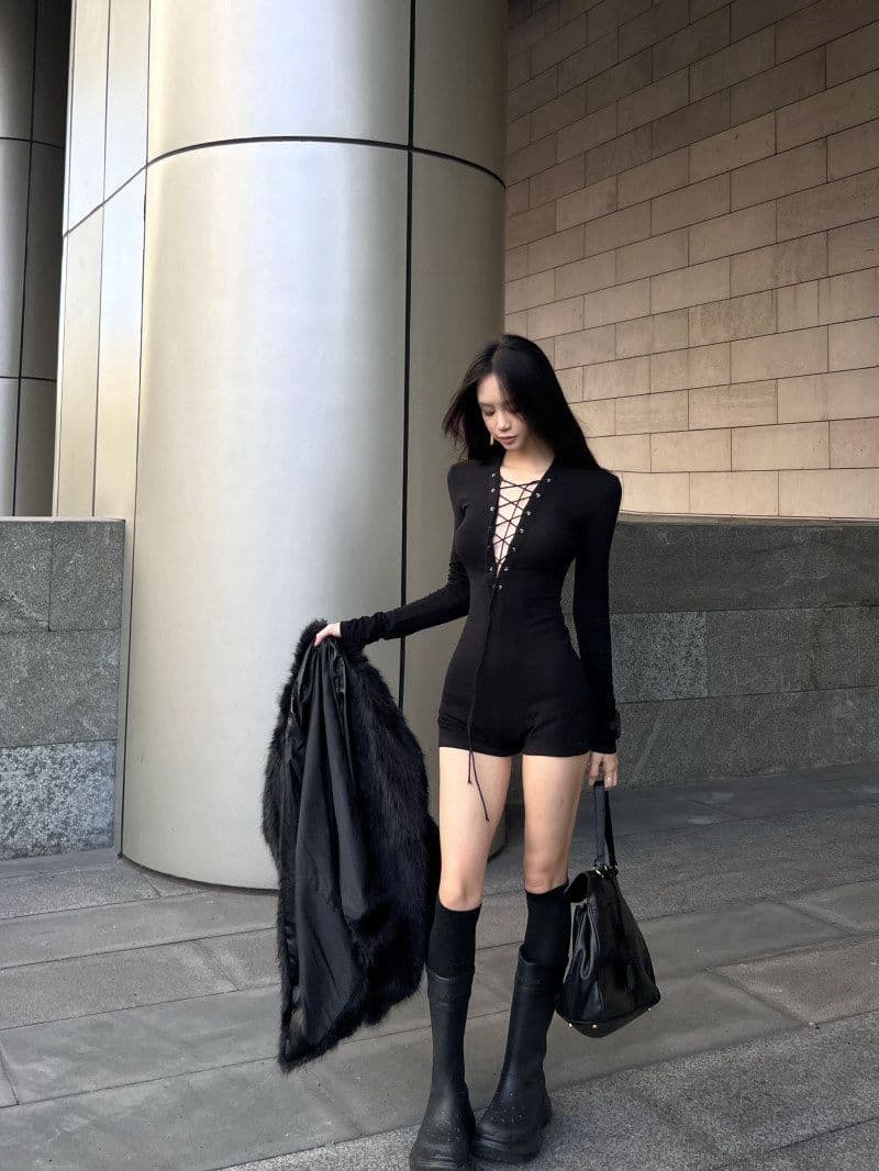 모방 면 아메리칸 핫걸 스트랩 V넥 점프 슈트 바지 여성 봄 가을 몸매 가꾸기 하이웨이스트 올인원 반바지 트렌드 상세 이미지 6