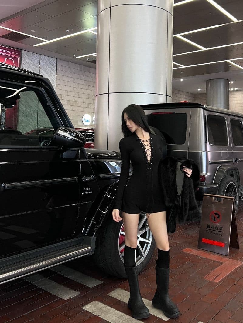 모방 면 아메리칸 핫걸 스트랩 V넥 점프 슈트 바지 여성 봄 가을 몸매 가꾸기 하이웨이스트 올인원 반바지 트렌드 상세 이미지 14