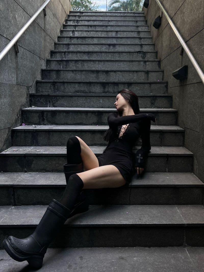 모방 면 아메리칸 핫걸 스트랩 V넥 점프 슈트 바지 여성 봄 가을 몸매 가꾸기 하이웨이스트 올인원 반바지 트렌드 상세 이미지 17
