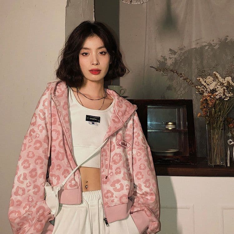 2026 핑크색 레오파드 무늬 쇼트 스타일 오픈 가디건 여성 코트 봄 가을 새로운 루즈핏 항구 바람 레트로 후드 티 스웨터 트렌디 상세 이미지 10
