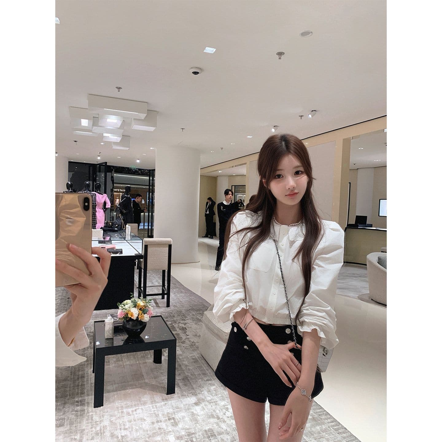 원본 원단 프릴 칼라 긴팔 여성 셔츠 조기 가을 루즈핏 셔츠 작은 대중 달콤함 쇼트 스타일 출퇴근 맨위 이미지 5
