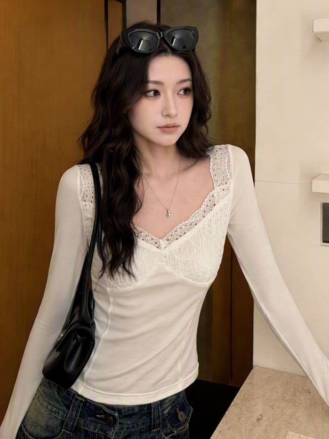 260 그램 사람들 면 V넥 레이스 조각 긴팔 티셔츠 여성 화이트 몸매 가꾸기 슬림해 보이는 인사이드 가져 가라. 기본 셔츠 맨위 가을 상세 이미지 1