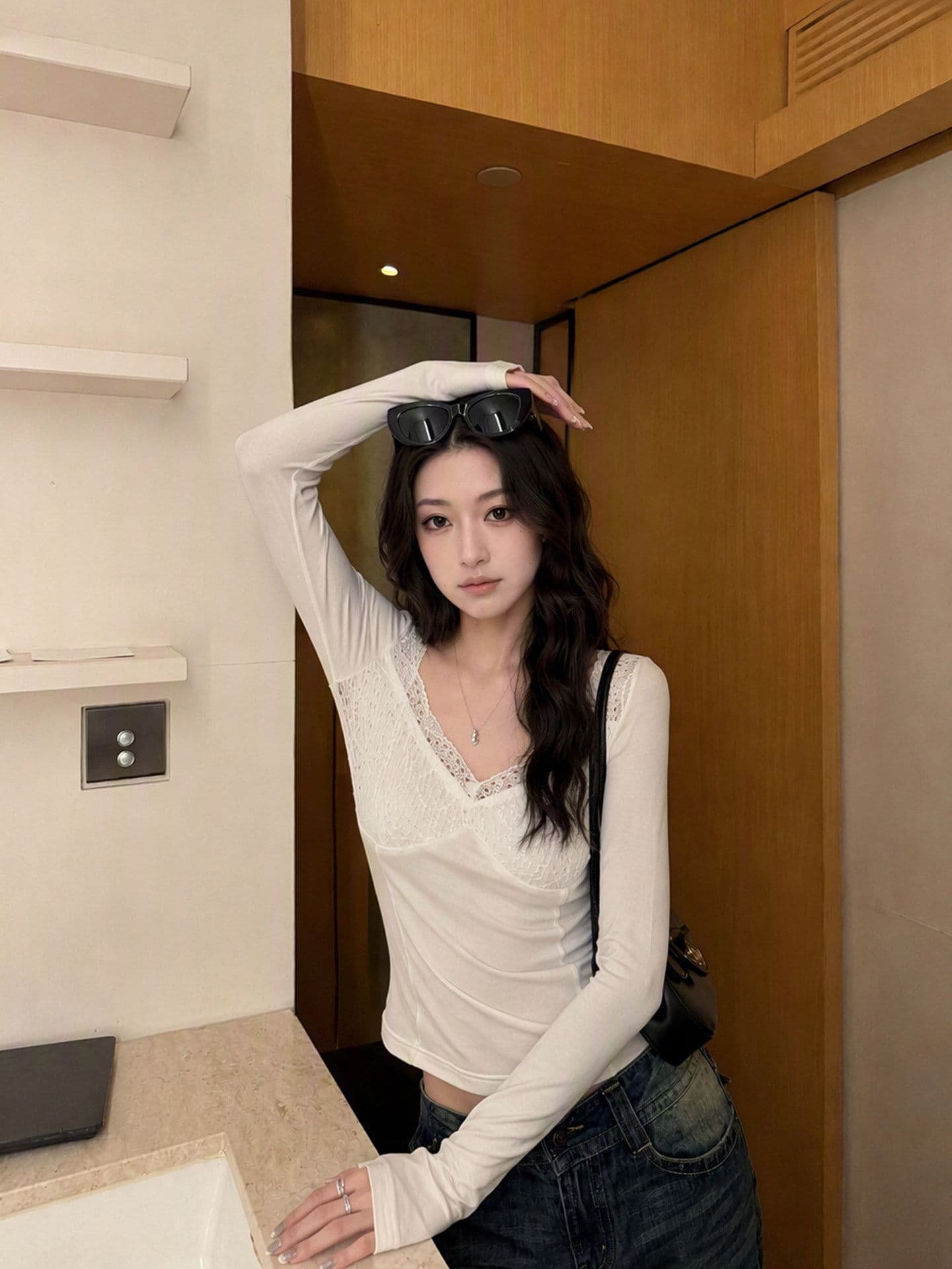 260 그램 사람들 면 V넥 레이스 조각 긴팔 티셔츠 여성 화이트 몸매 가꾸기 슬림해 보이는 인사이드 가져 가라. 기본 셔츠 맨위 가을 상세 이미지 6