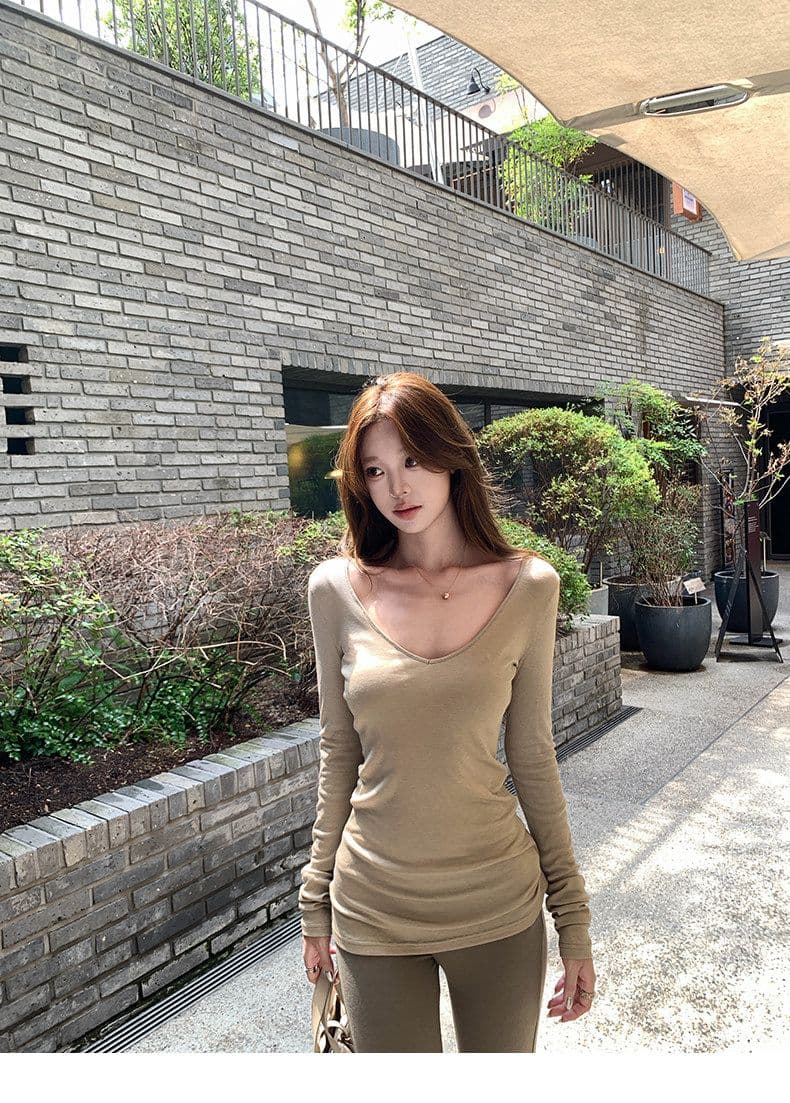 라이 경기 서울 V넥 다용도 긴팔 티셔츠 여성 뜨개질 슬림해 보이는 루즈핏 단색 기본 셔츠 가을 새로운 다용도 맨위 상세 이미지 20
