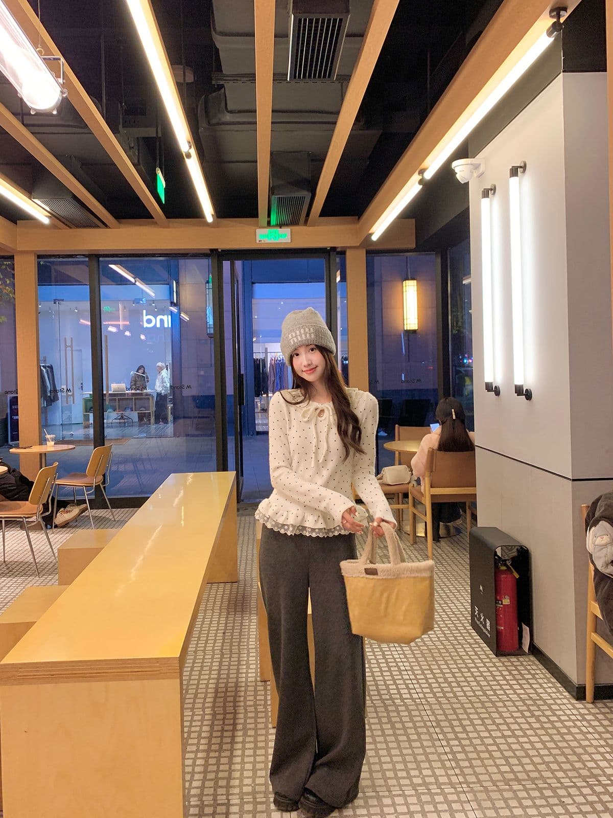 원본 원단 양모 270 그램 나비 매듭 레트로 디자인 센스 레이스 조각 도트 무늬 절묘한 맨위 이미지 3