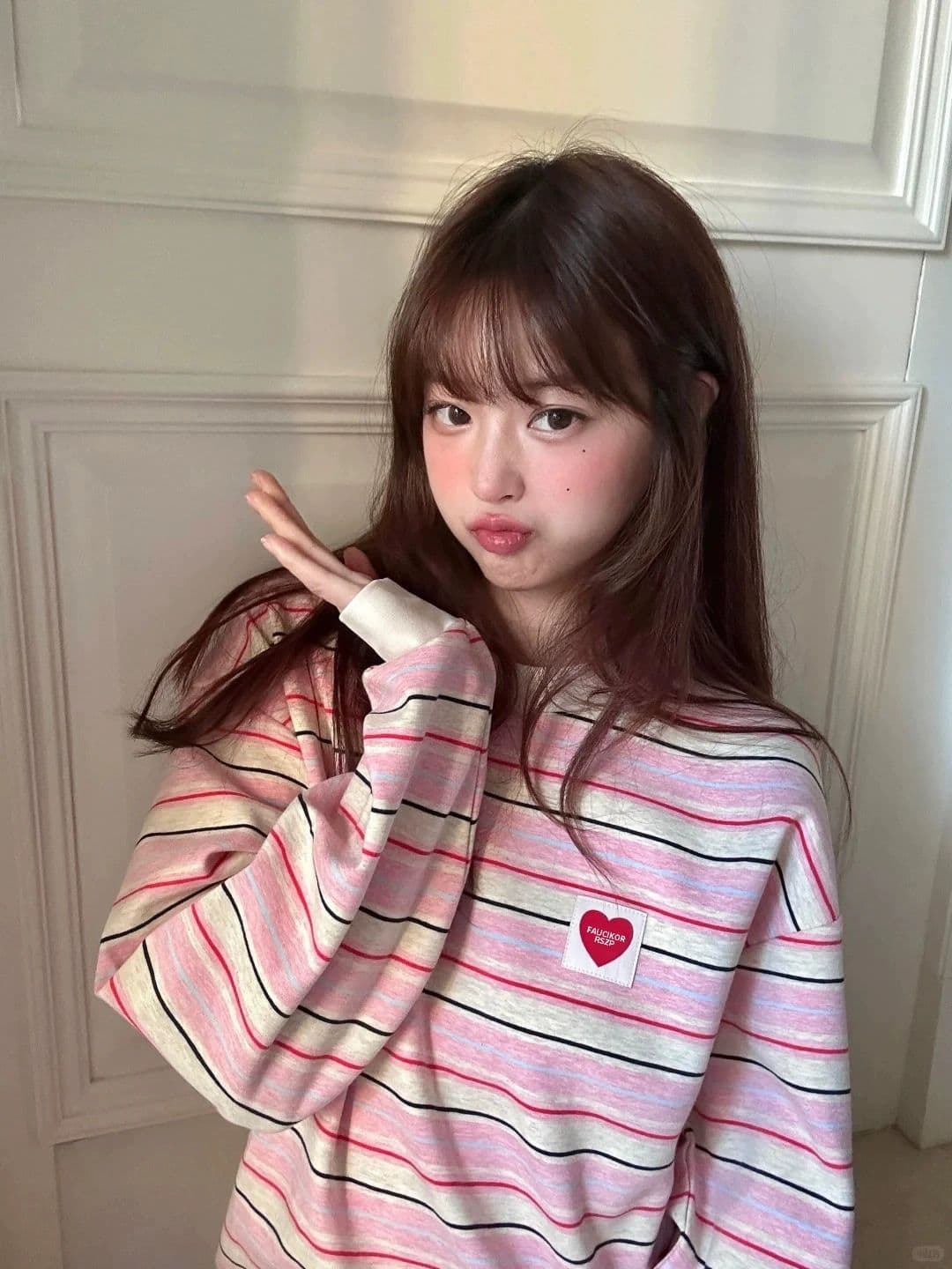 경관 그림 원본 원단 스트라이프 기사 한 부서 달콤함 핑크색 스트라이프 긴팔 티셔츠 여성 봄 가을 새로운 맨위 트렌디 이미지 2