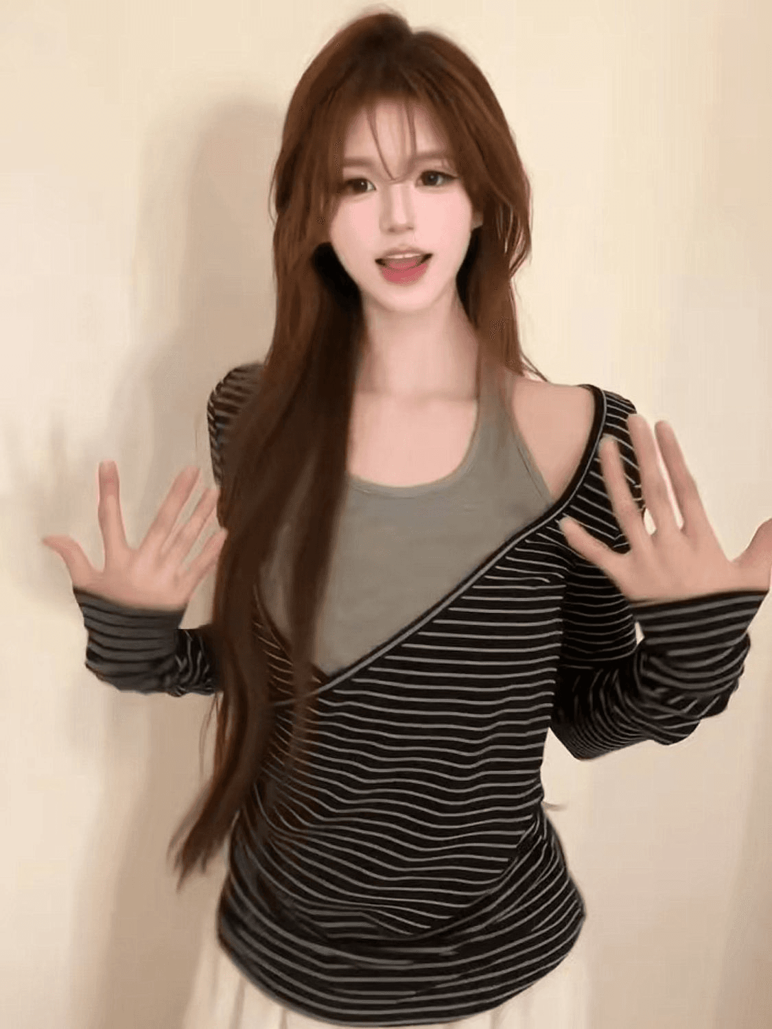 경관 그림 원본 원단 250그램 스트라이프 배색 행침 목 몸매 가꾸기 페이크 레이어드 티셔츠 착용 가져 가라. 순수한 욕망 맨위 여성 이미지 3