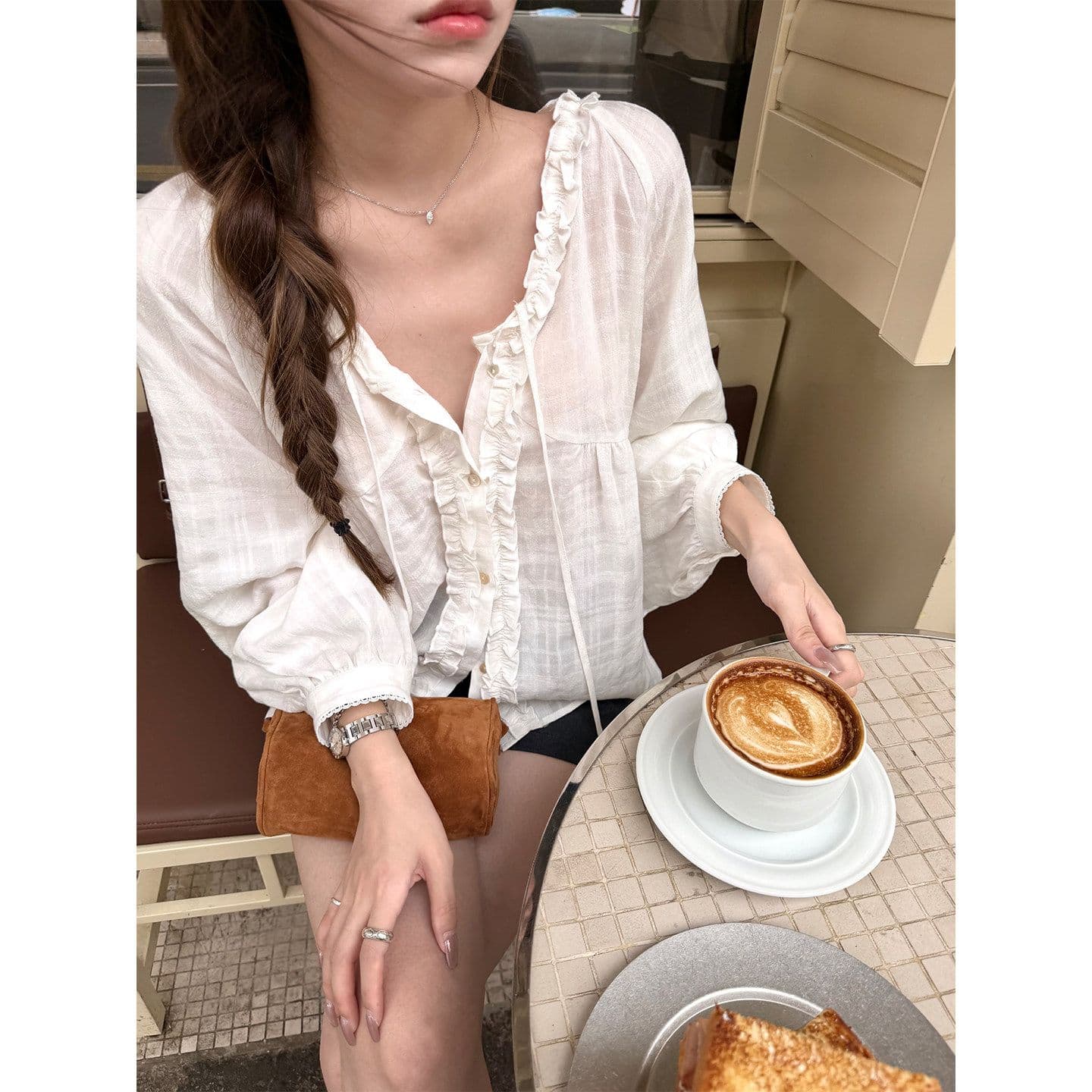 원본 품질 이른 가을 한 부서 질감 센스 V넥 레이스업 프릴 셔츠 루즈핏 요정 가스 부드러운 긴팔 맨위 이미지 5