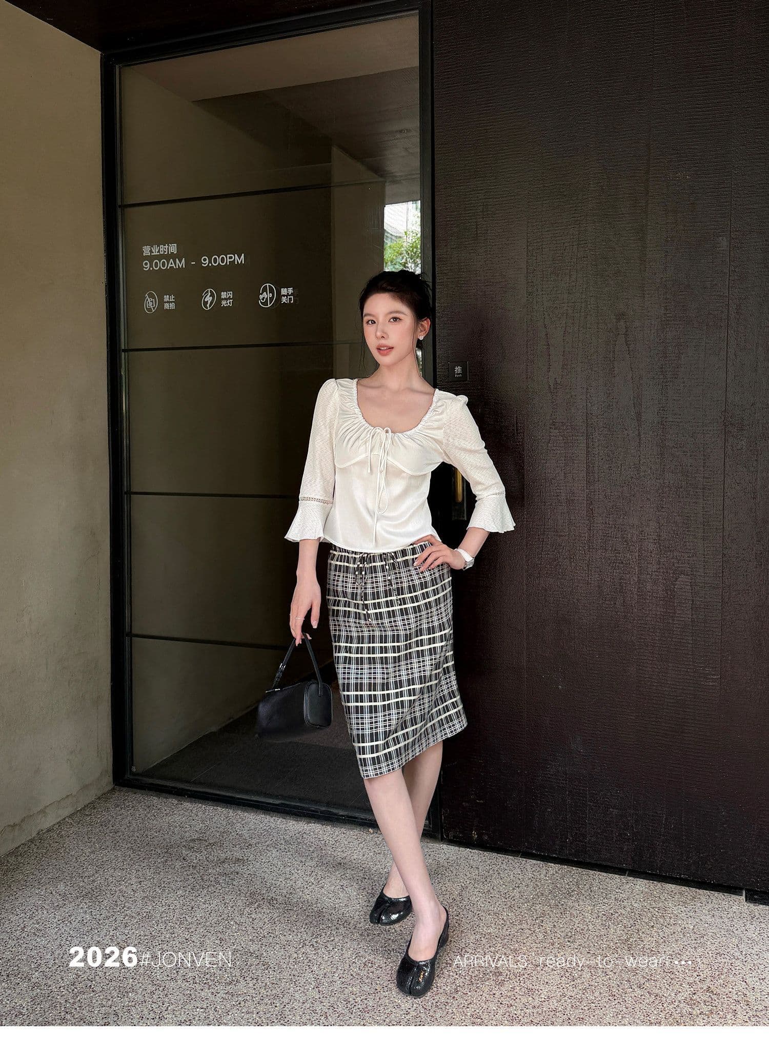 높은 품질 품질 레트로 새틴 대 라운드 넥 주름 맨위 여성 품격 출퇴근 고급 chic Chic 여성 셔츠 상세 이미지 13