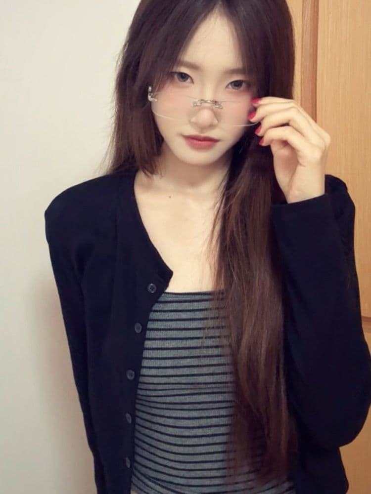 원본 원단 자이언트 잘 생긴 ~ 중 이른 가을 전체 집합 한 부서 작은 키 분위기 센스 스트라이프 작은 슬링 오픈 가디건 세트 상세 이미지 4