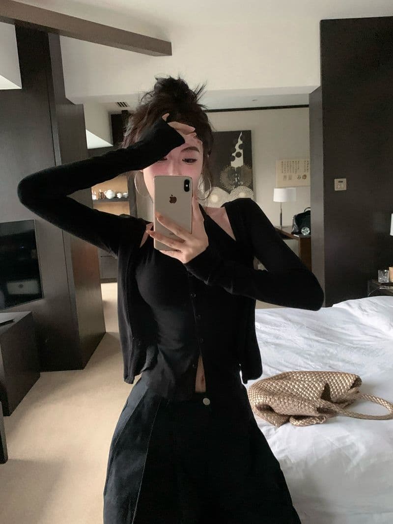 핫걸 페이크 레이어드 행침 목 긴팔 티셔츠 여성 봄 가을 작은 대중 몸매 가꾸기 슬림해 보이는 오픈 가디건 맨위 상세 이미지 18