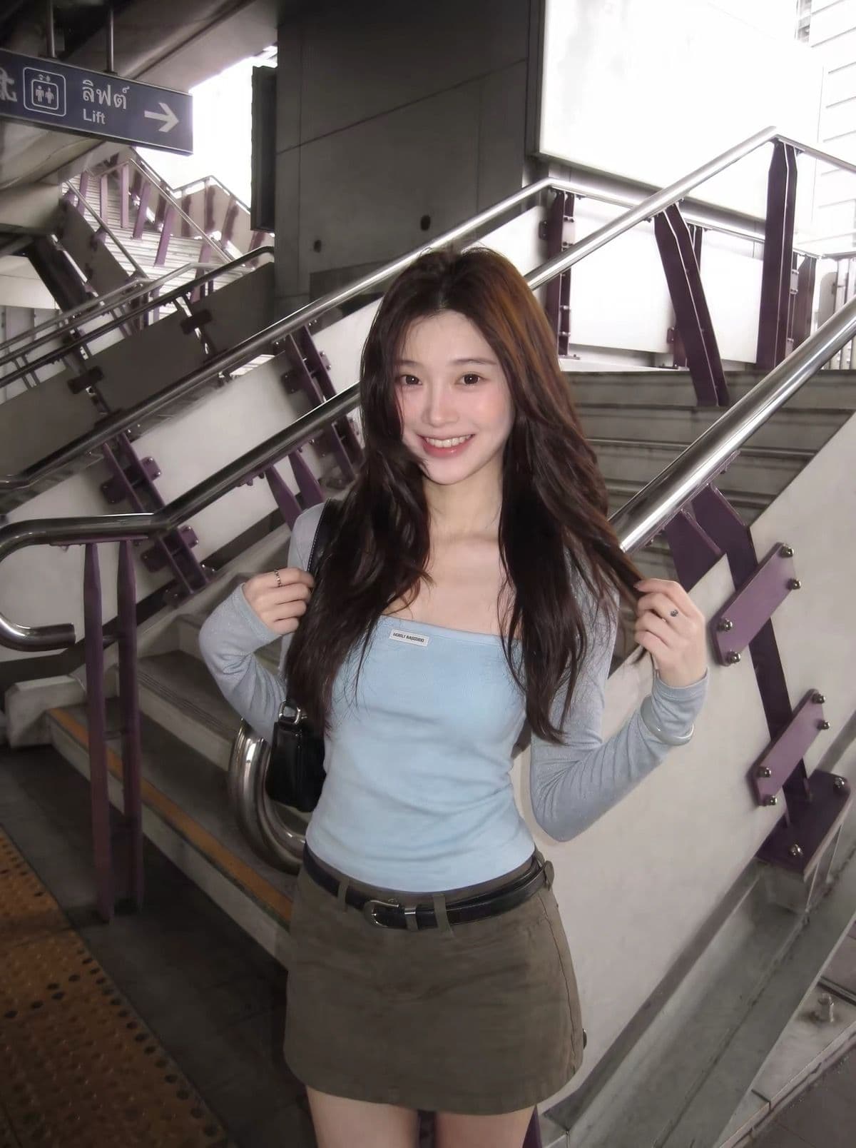 사람들 면 260 그램 긴팔 페이크 레이어드 2 색상 이미지 3